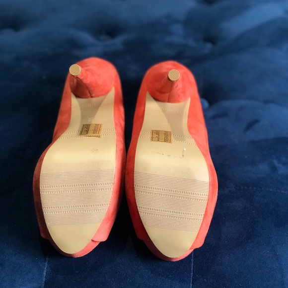 NWOB Forever 21 peep toe Platforms heels - Picture 7 of 8